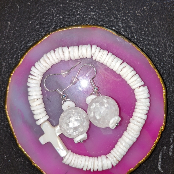 White Matte Quartz Sterling Silver Earrings - Picture 4 of 4